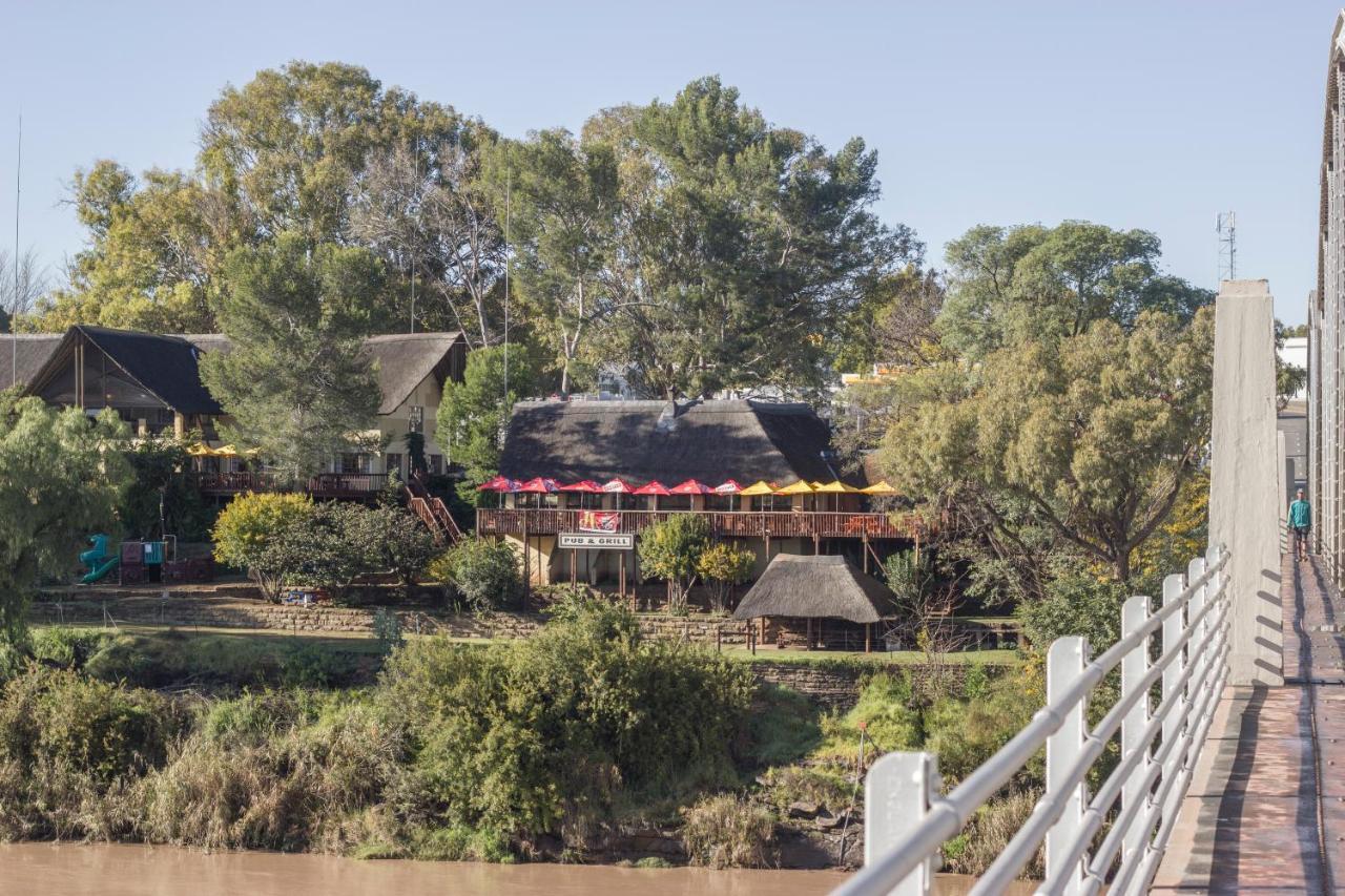 Riverside Lodge & Conference Center Aliwal North Ngoại thất bức ảnh