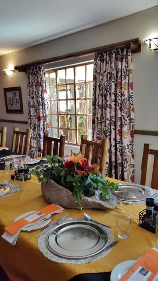 Riverside Lodge & Conference Center Aliwal North Ngoại thất bức ảnh
